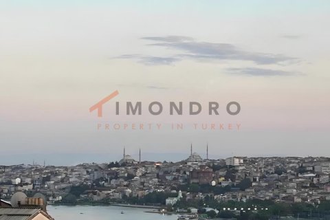 5+1 Apartment in Beyoglu, Istanbul, Turkey No. 232159