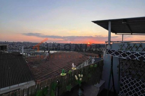 Apartment for sale in Beyoglu, Istanbul, Turkey, 5 bedrooms, 200m2, No. 232159 – photo 2