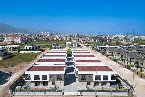 5+1 Villa  i Dosemealti, Antalya, Turkiet Nr. 222168 - 4