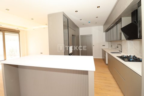 5+1 Villa  i Dosemealti, Antalya, Turkiet Nr. 222168 - 20