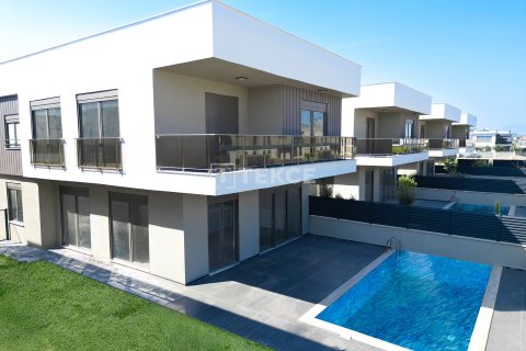 5+1 Villa  in Dosemealti, Antalya, Turkey No. 222168