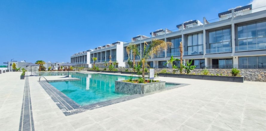 Apartment in Girne, Northern Cyprus No. 227169