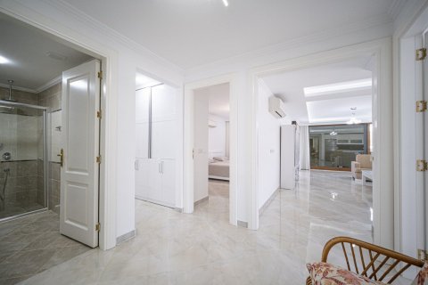 Lägenhet i Oba, Antalya, Turkiet Nr. 222462 - 12