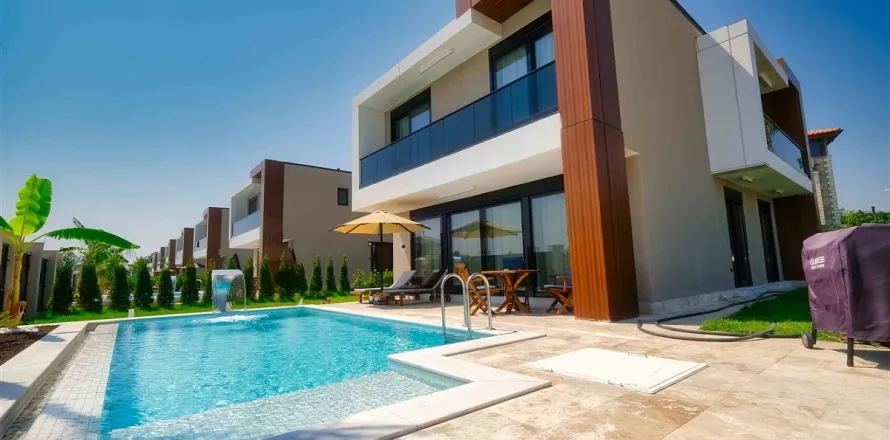 4+1 Leilighet  i Tyrkia Nr. 223938