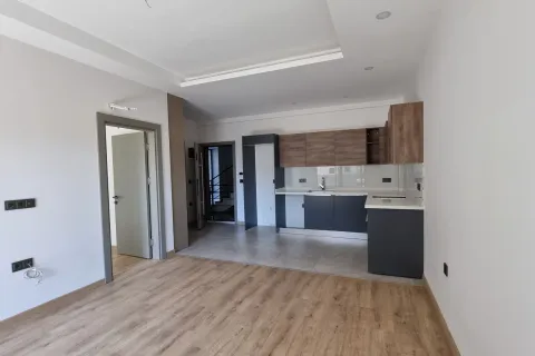 1+1 Lägenhet  i Alanya, Antalya, Turkiet Nr. 223939 - 4