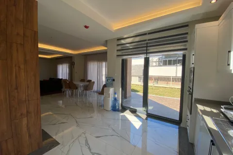 3+1 Leilighet  i Alanya, Antalya, Tyrkia Nr. 223942 - 7