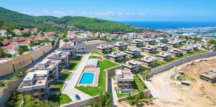 3+1 Leilighet  i Alanya, Antalya, Tyrkia Nr. 223942