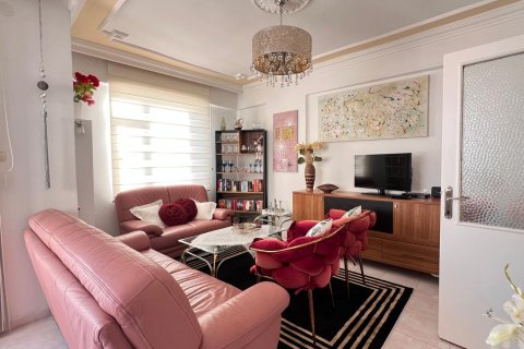 2+1 Apartment  in Mahmutlar, Antalya, Turkey No. 224707
