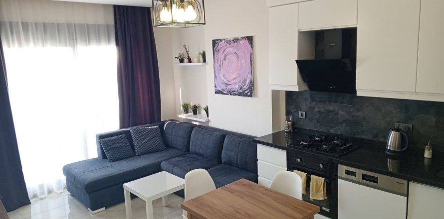 1+1 Apartment  in Mahmutlar, Antalya, Turkey No. 225789
