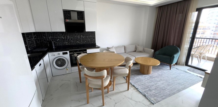 3+1 Lejlighed  i Mahmutlar, Antalya, Tyrkiet Nr. 218819