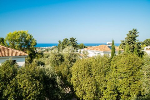ویلا در  Girne ، ترکیه 4 خوابه ، 250 متر مربع.  شماره 106364 - 10