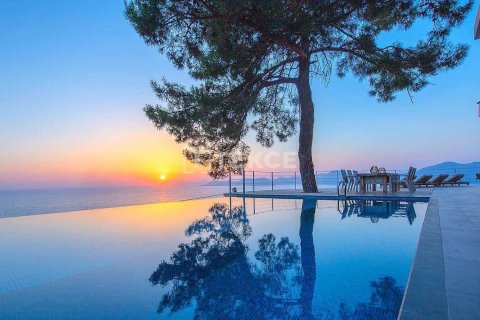 3+1 Villa  i Fethiye, Mugla, Tyrkiet Nr. 226540 - 2