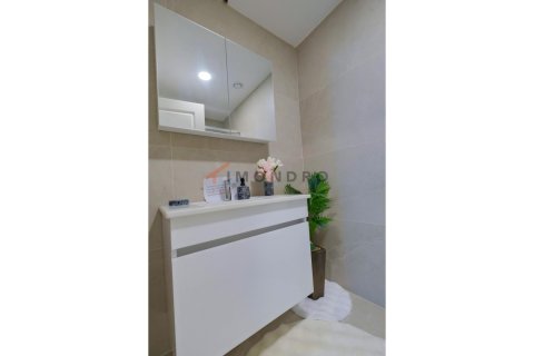 Продажа квартиры  в Газиосманпаше, Стамбуле, Турция 2+1, 98м2, №217052 – фото 25