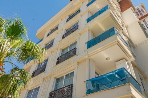3+1 Apartment  in Konyaalti, Antalya, Turkey No. 211697