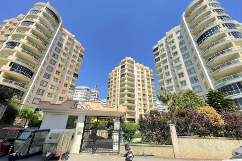2+1 Apartment  in Mahmutlar, Antalya, Turkey No. 232404