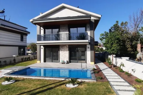 4+1 Apartment  in Avsallar, Antalya, Turkey No. 223990