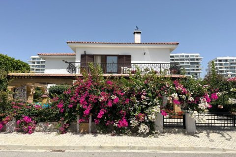 Villa for sale in Bogazi, Famagusta, Northern Cyprus, 3 bedrooms, 164m2, No. 214386 – photo 20