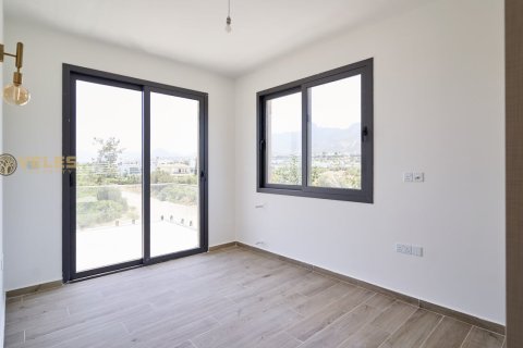 4+1 Villa  in Catalkoy, Girne,  Nr. 214381 - 13