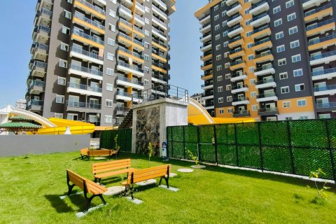 2+1 Lägenhet  i Mahmutlar, Antalya, Turkiet Nr. 225279