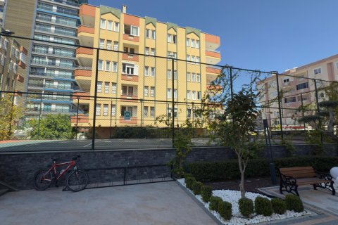 1+1 Leilighet  i Mahmutlar, Antalya, Tyrkia Nr. 225282 - 18