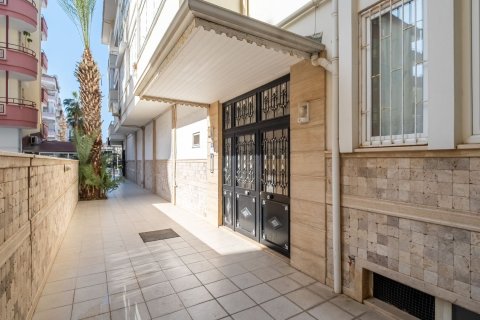 1+1 Lägenhet i Alanya, Antalya, Turkiet Nr. 216267 - 2