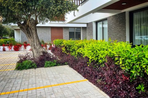 آپارتمان در  Alsancak ، ترکیه 99 متر مربع.  شماره 221225 - 30