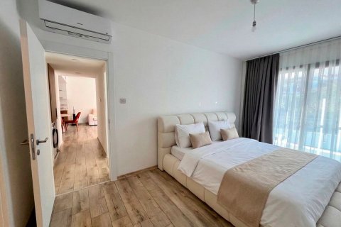آپارتمان در  Alsancak ، ترکیه 99 متر مربع.  شماره 221225 - 9