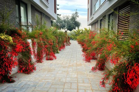 آپارتمان در  Alsancak ، ترکیه 99 متر مربع.  شماره 221225 - 25
