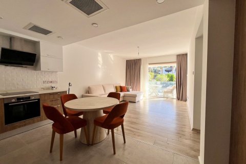 آپارتمان در  Alsancak ، ترکیه 99 متر مربع.  شماره 221225 - 4