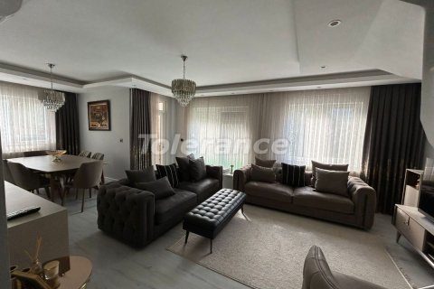 3+1 Apartment  in Antalya, Turkey No. 219898