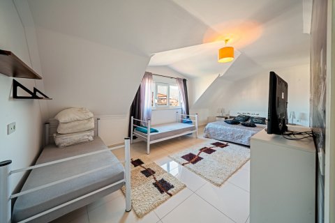 Продажа квартиры в Аланье, Анталье, Турция 3+1, 130м2, №216555 – фото 2