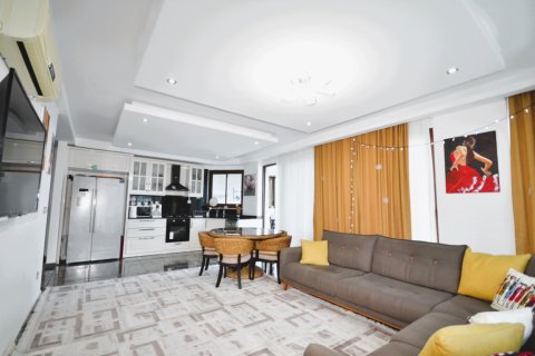 2+1 Apartment  in Alanya, Antalya, Turkey No. 216556