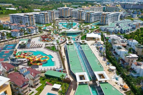 1+1 Apartment  in Alanya, Antalya, Turkey No. 225387