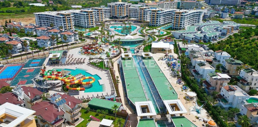 1+1 Apartment  in Alanya, Antalya, Turkey No. 225387