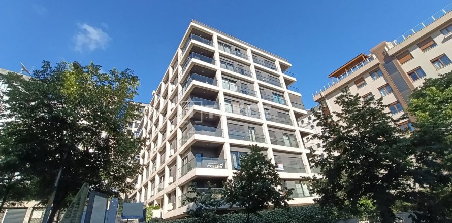 3+1 Apartment  in Istanbul, Turkey No. 226751