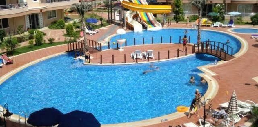 Apartment in Mahmutlar, Antalya, Turkey No. 206713