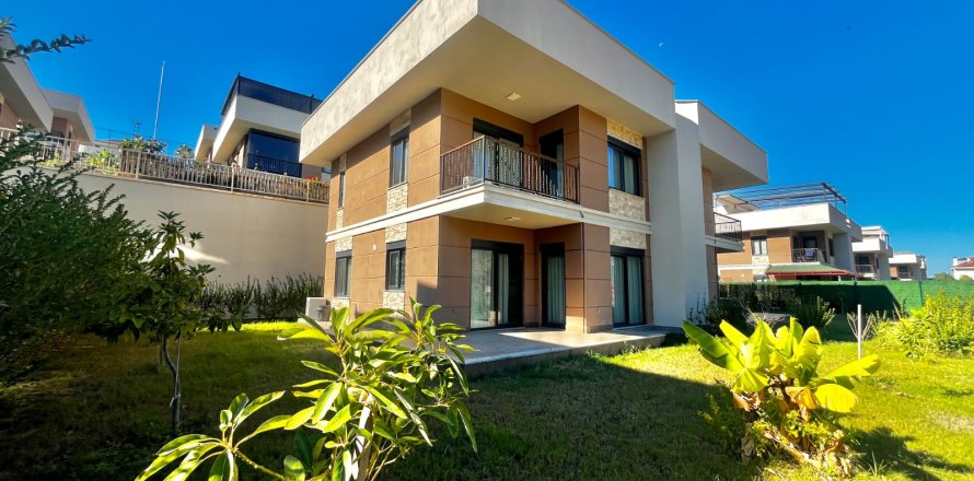 3+1 Villa  in Alanya, Antalya, Türkei Nr. 216547