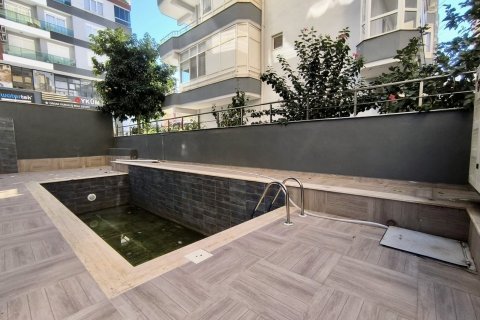 1+1 Lägenhet  i Alanya, Antalya, Turkiet Nr. 216549 - 3