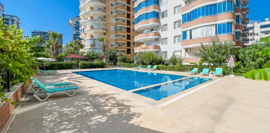 2+1 Lägenhet  i Mahmutlar, Antalya, Turkiet Nr. 138696