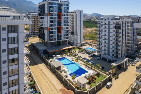 1+1 Lägenhet  i Mahmutlar, Antalya, Turkiet Nr. 31931 - 2