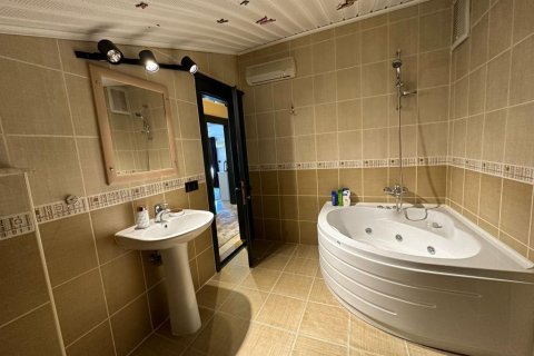 Apartment for sale  in Cikcilli, Antalya, Turkey, 4 bedrooms, 170m2, No. 218417 – photo 16