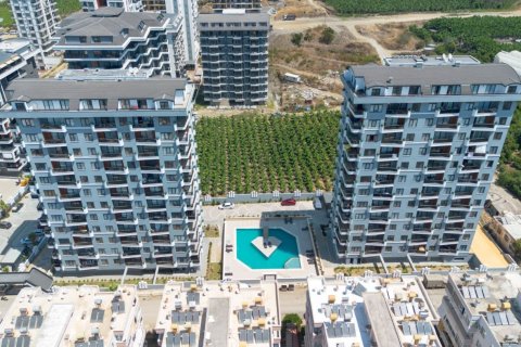 1+1 Apartment  in Mahmutlar, Antalya, Turkey No. 32756