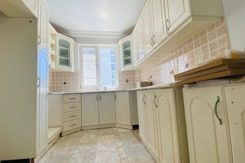 2+1 Lägenhet  i Mahmutlar, Antalya, Turkiet Nr. 216004