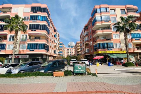 2+1 Lägenhet  i Mahmutlar, Antalya, Turkiet Nr. 216005