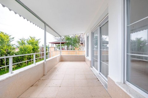 Villa for sale in Antalya, Turkey, 195m2, No. 102582 – photo 17
