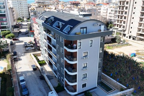 3+1 Lejlighed  i Mahmutlar, Antalya, Tyrkiet Nr. 237773 - 2