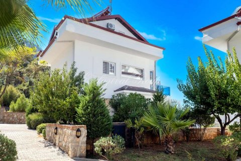 Продажа квартиры  в Фетхие, Мугле, Турция 2+1, 120м2, №217845 – фото 12