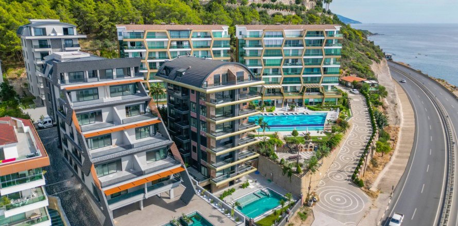 1+1 Apartment in Alanya, Antalya, Turkey No. 216517