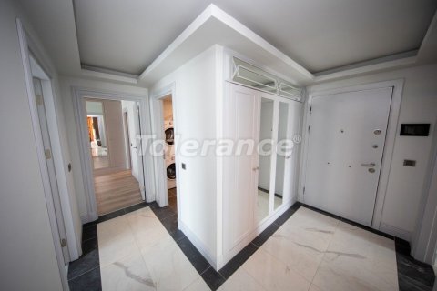 Продажа квартиры в Эсеньюрте, Стамбуле, Турция 2+1, 113м2, №214828 – фото 5