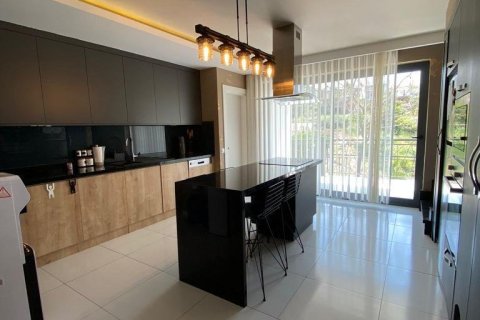 Продажа квартиры в Каргыджаке, Аланье, Анталье, Турция 3 комн., 200м2, №225012 – фото 2